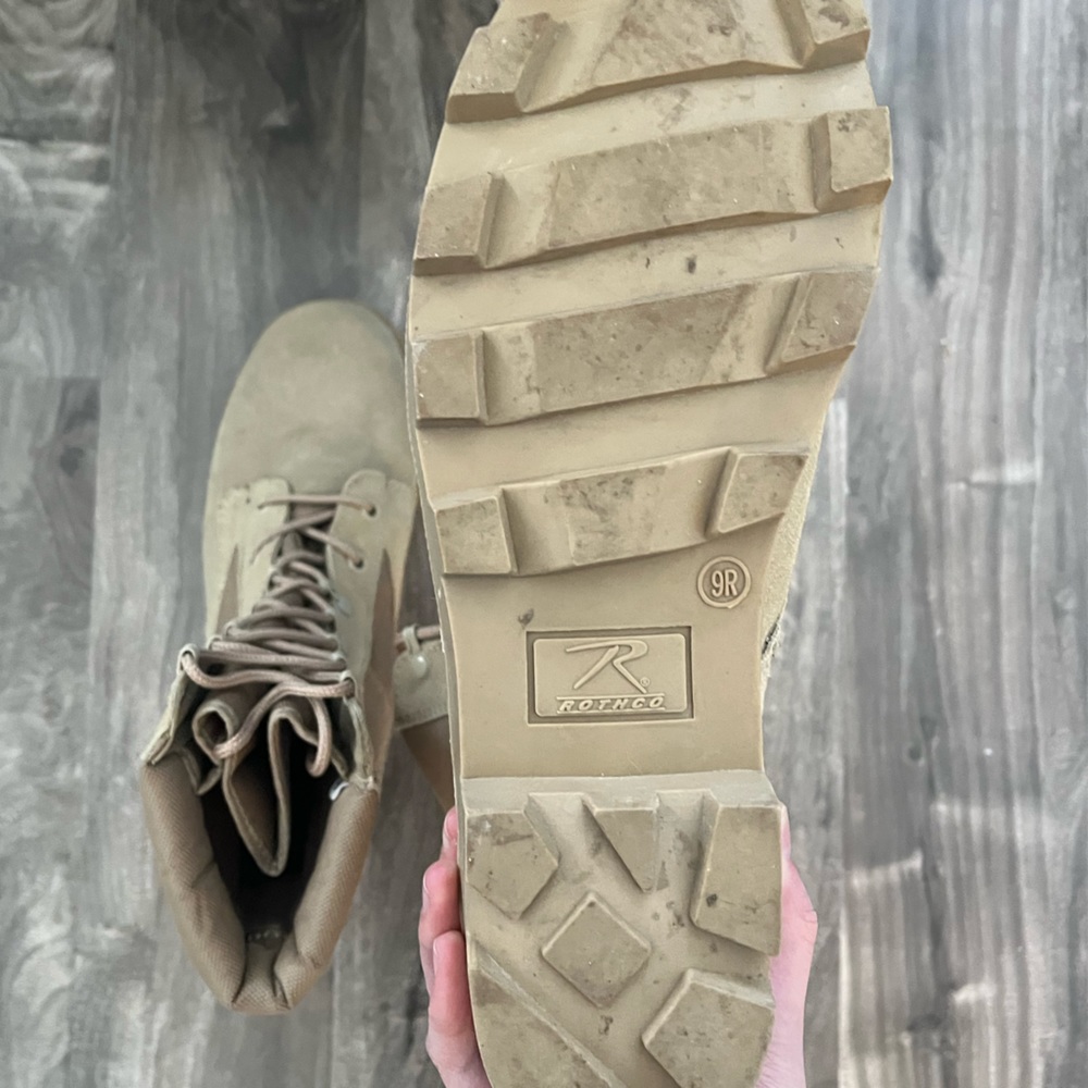 Rothco Desert Tan Speedlace Jungle Boot size 9 / 9R men’s - Picture 3 of 6